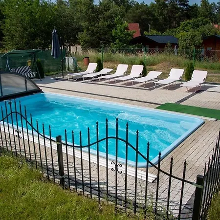Domki I Kajaki U Krysi Apartment